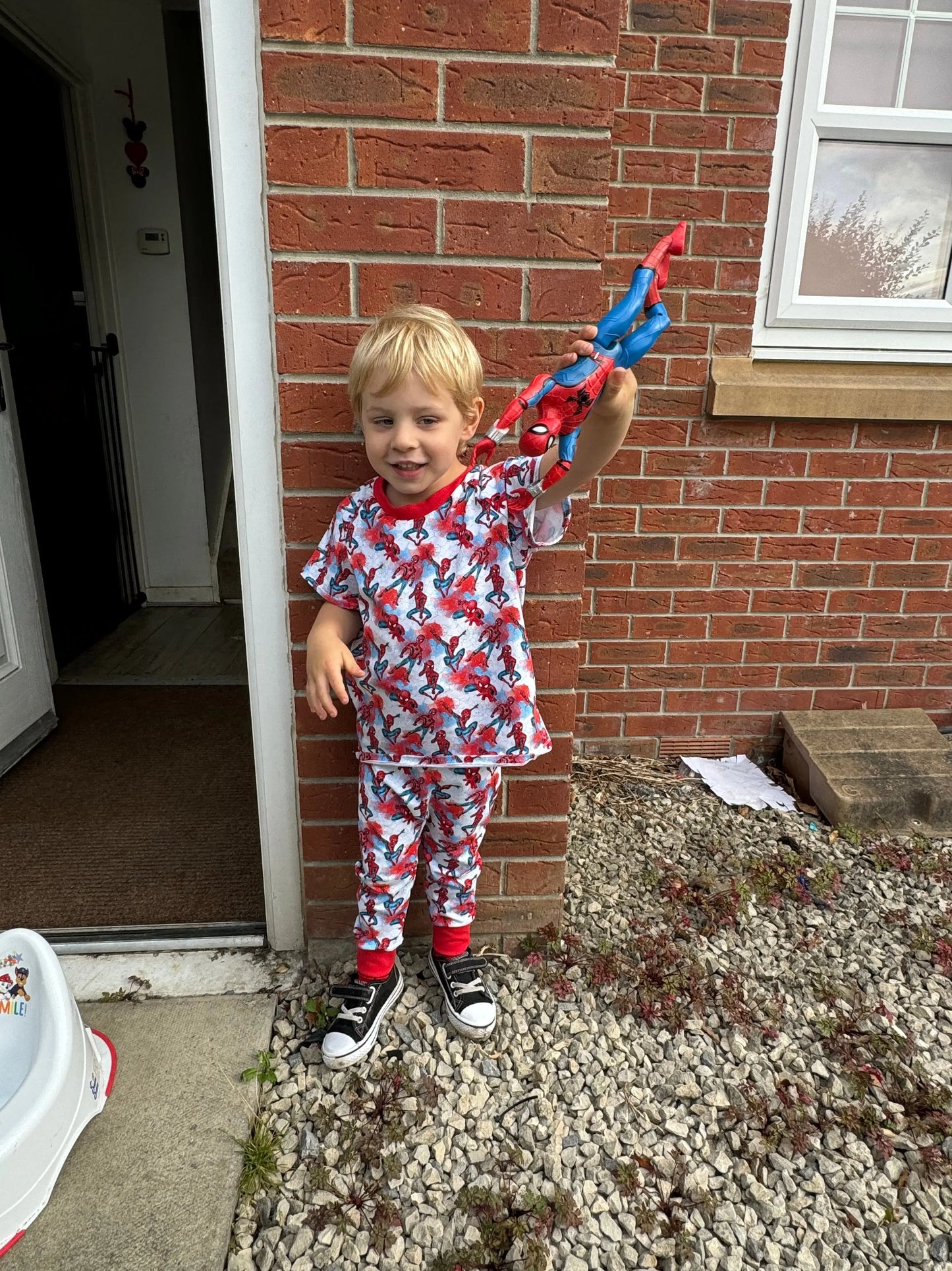T shirt and pants set - Appletree Gifts Co